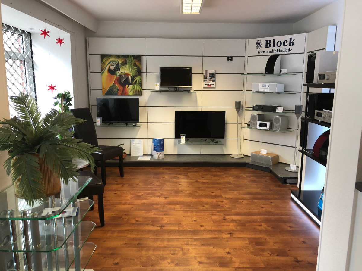 TV- und HiFi Verkaufsbereich